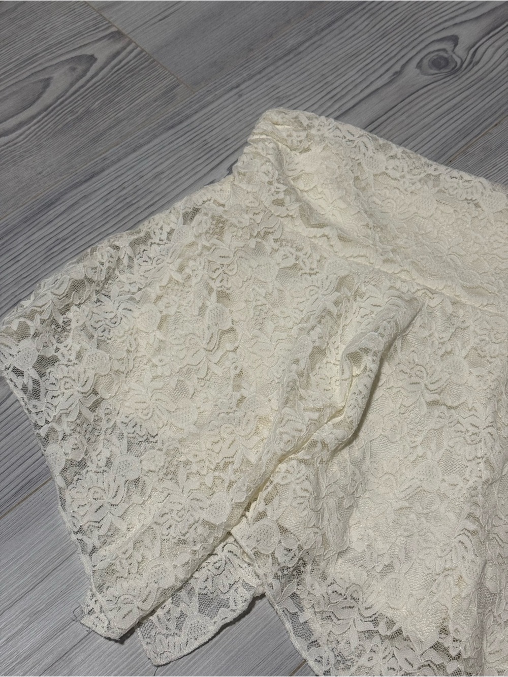 Women's Ivory Lace Skort - Picture 3 of 4